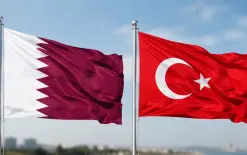 رئيس وزراء قطر يبحث مع وزير الخارجية التركي جهود خفض التوتر
