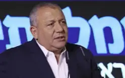 آيزنكوت يرسم طريقه إلى رئاسة الحكومة: 30 مقعدًا وخطة جاهزة لكسر تعادل الكتل.. تابعوا...