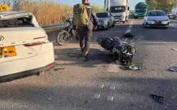 حادث طرق مروع قرب كريات آتا: إصابة حرجة لراكب دراجة نارية