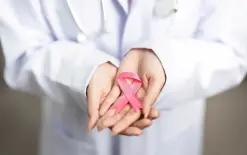 استئصال أثداء 20 امرأة دون داعٍ.. فضيحة علاجية تهز بريطانيا 