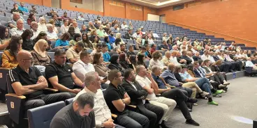 انطلاق المؤتمر الطارئ في كفر قرع لمواجهة التحريض والعنصرية ضد الطواقم الطبية العربية
