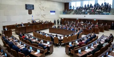 المؤهلات الأكاديمية في الكنيست الـ26: حضور بارز للأحزاب العربية في قائمة حملة الدكتوراه
