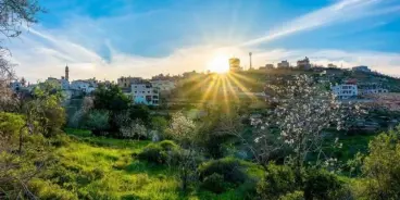 الطقس: أجواء دافئة مع ارتفاع تدريجي على الحرارة