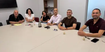 اللجنة الشعبية وبلدية الناصرة تبحثان إطلاق مشروع لجان الأحياء في المدينة