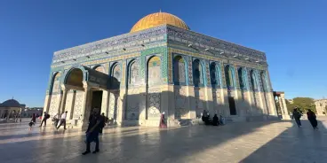 مباشر | المسجد الأقصى: توافد المصلين وأجواء عيدية في ثالث أيام العيد