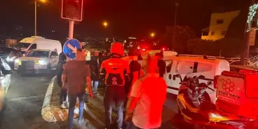 إصابة شاب (20 عاماً) بجراح متوسطة في حادث طرق بين دراجة نارية ومركبة خاصة في الناصرة
