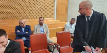 الطيبي  وبن سعيد يحضران جلسة المحكمة العليا الخاصة بالدكتور حسام أبو صفية