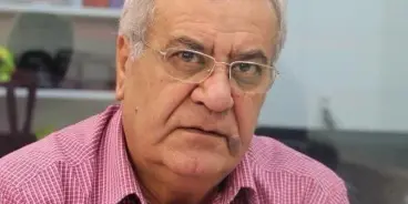 وفاة الأكاديمي والشخصية البارزة الأستاذ خالد أبو عصبة