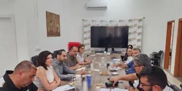 مصادر في الجبهة: لن نشارك في أي وساطة جديدة وسنخوض الانتخابات موحدين.