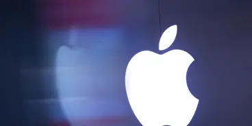 آبل تحذر مستخدمي آيفون في 110 دول من هجمات تجسس متطورة
