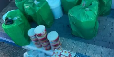 مداهمة محل في باقة الغربية: ضبط 160 كغم من التبغ ونحو 172 عبوة سجائر يُشتبه بأنها مقلدة