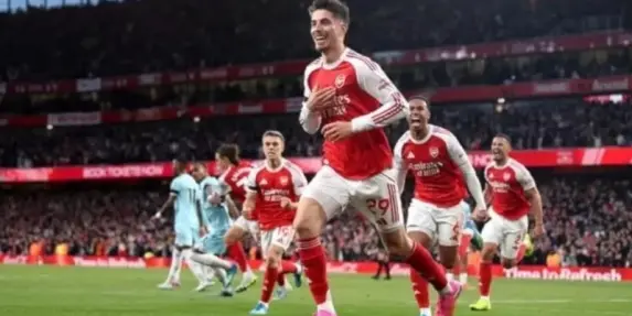 بعد 22 عاما: أرسنال يفوز ببطولة الدوري الإنجليزي الممتاز