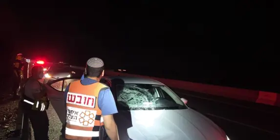 اصابة خطيرة بحادث دهس قرب بوريا على شارع 77