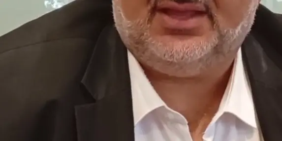 منصور عباس حول ملف رئاسة المشتركة: “من قال إننا سننفصل عن القائمة المشتركة عقب...