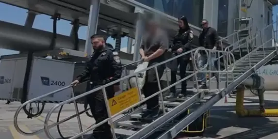 شاهدوا - جورجيا تسلم إسرائبل مشتبهاً بجريمة قتل في عرعرة النقب فر من البلاد 