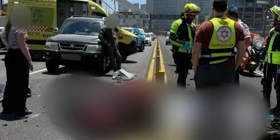 مصرع سائق دراجة نارية إثر حادث طرق مروع على شارع 20 في المركز