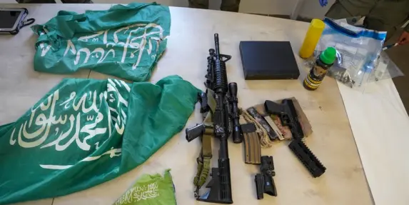 فيديو - هذا ما ضبطته الشرطة داخل بيت في شفاعمرو