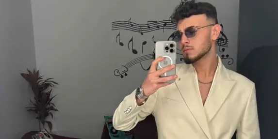 الشامي: دخلت الأردن لاجئا وأعود إليها مطربا في جرش 