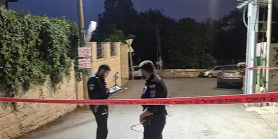 إصابة شاب بجراح خطيرة بجريمة إطلاق نار في عين السهلة