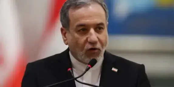 إيران: بزشكيان يطلع على نتائج اجتماعه الأخير مع المرشد علي خامنئي
