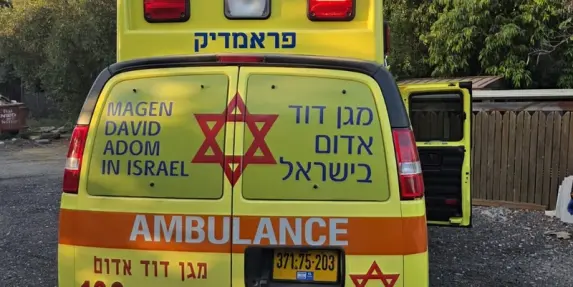 تل أبيب: إصابة متوسطة لسائق حفّارة إثر حادث عمل