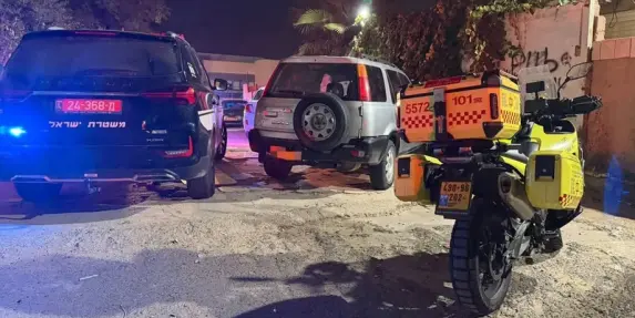 إطلاق نار في حي الجواريش بالرملة يسفر عن إصابة شابة وامرأة بجراح متوسطة