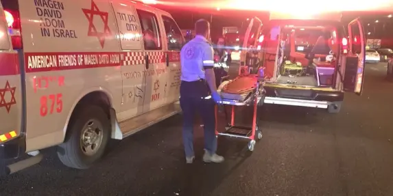 إصابة شاب (21 عامًا) بجراح خطيرة في حادث طرق قرب عيلوط