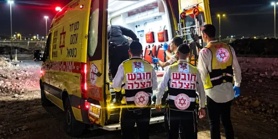 كفر قاسم: إصابة 3 أشخاص بجراح متوسطة جراء إطلاق نار