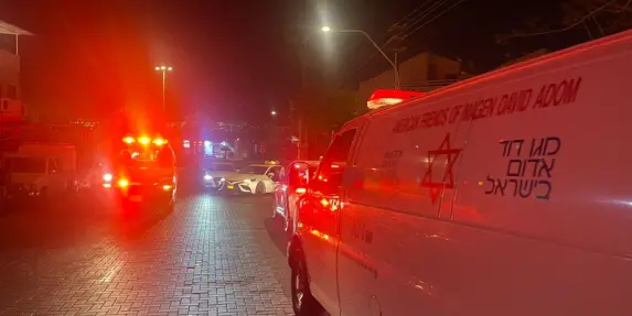 الطيبة: إصابة شاب (27 عامًا) بجراح خطيرة إثر تعرضه لصعقة كهربائية داخل منزل