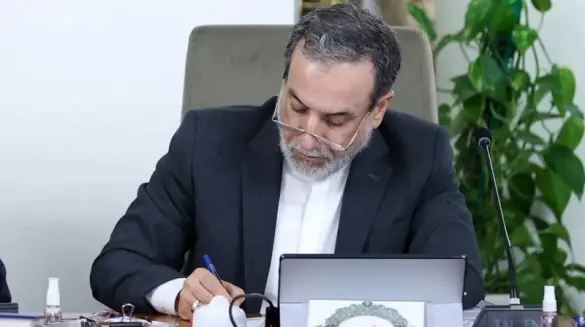 عراقجي يبحث مع نظيره الباكستاني جهود إنهاء الحرب والتطورات الإقليمية