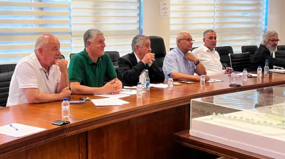 انطلاق اجتماع رؤساء السلطات المحلية واللجنة السباعية في سخنين مع أعضاء الكنيست لبحث تشكيل القائمة المشتركة